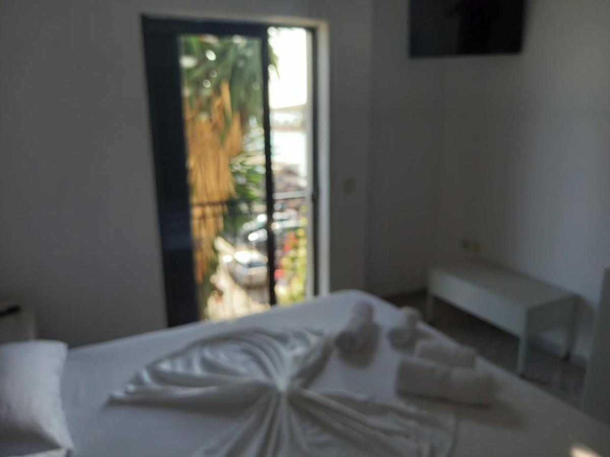 Sunset Aparthotel Sarandë Exterior foto